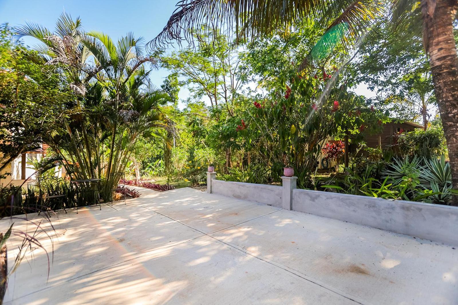 Sattva Land Hotel Belmopan Exterior photo